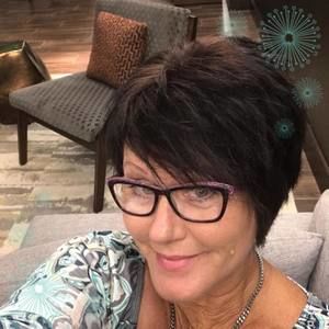 Meet your Posher, Jackie